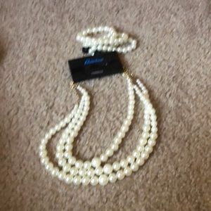 necklace n add braclets